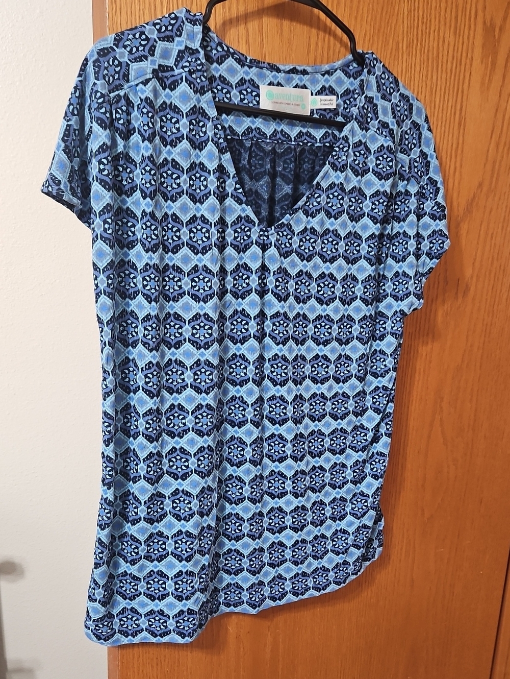 Aventura Blue Geometric V-Neck Short Sleeve Top